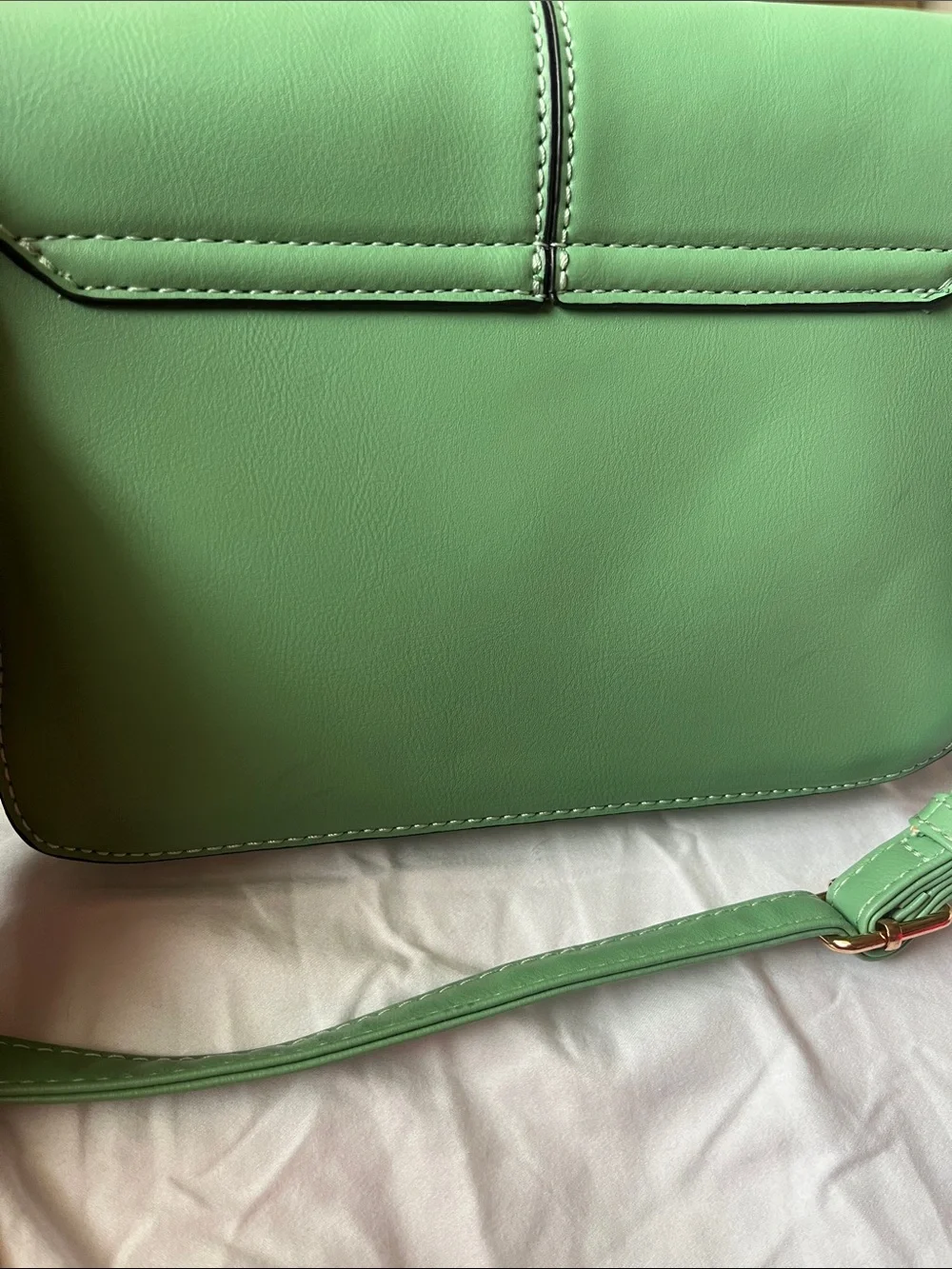 Green Circle-Accent Crossbody Bag